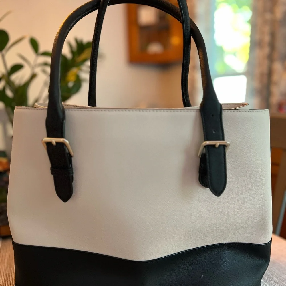 ♠️Kate Spade Large Saffiano Leather Tote Black Cream Work Bag Shoulder Purse - Picture 2 of 7